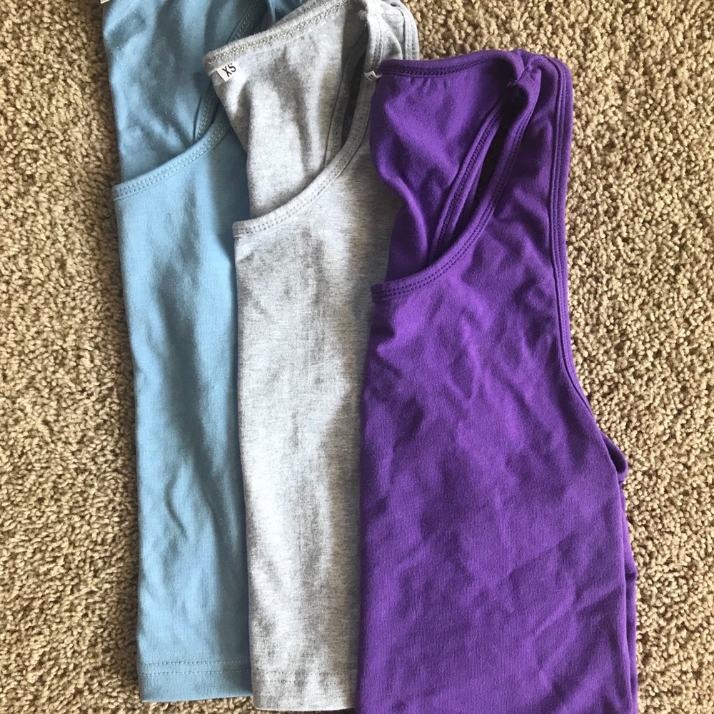 Mid-Cropped Tank Grey - Picture 3 of 4